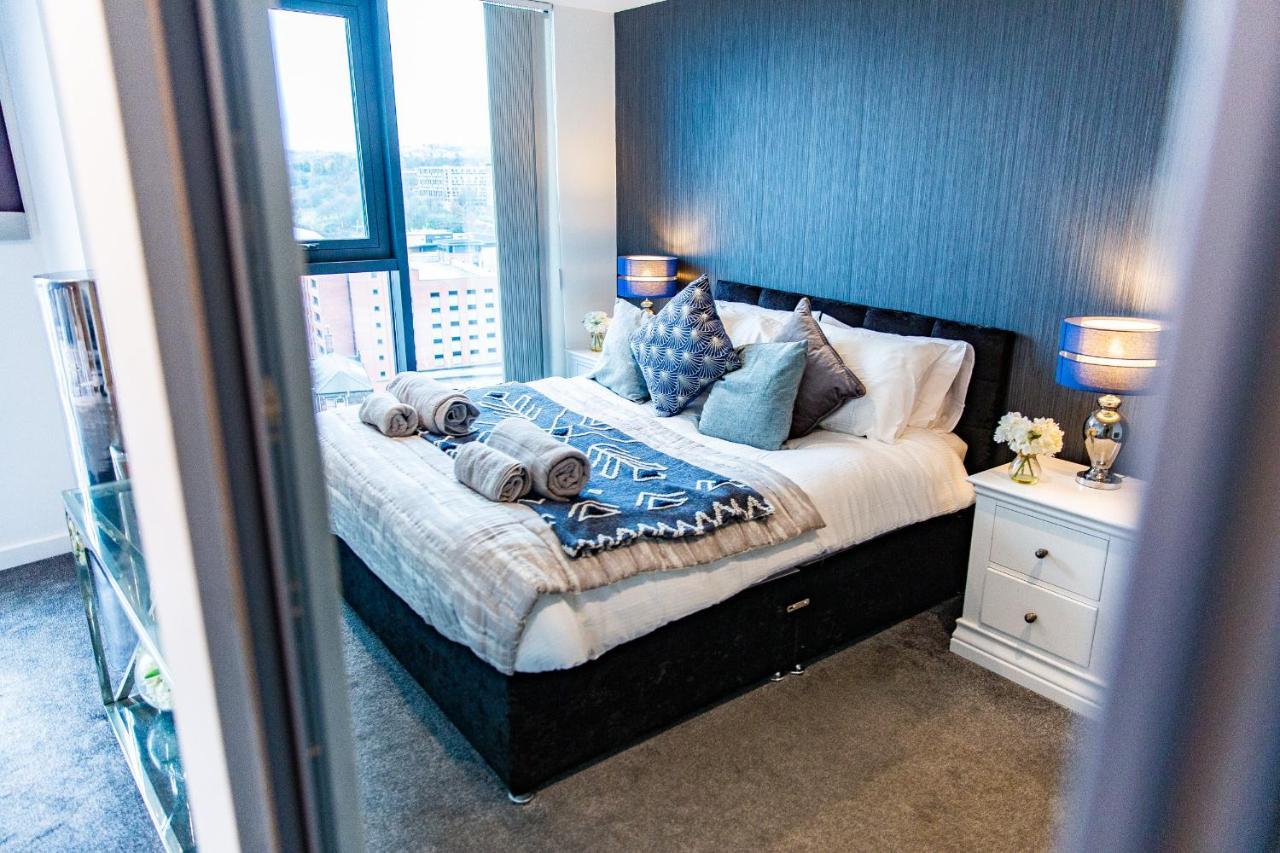 Spacious 3-Bed Penthouse With City Sky Line Views Sheffield Exterior photo
